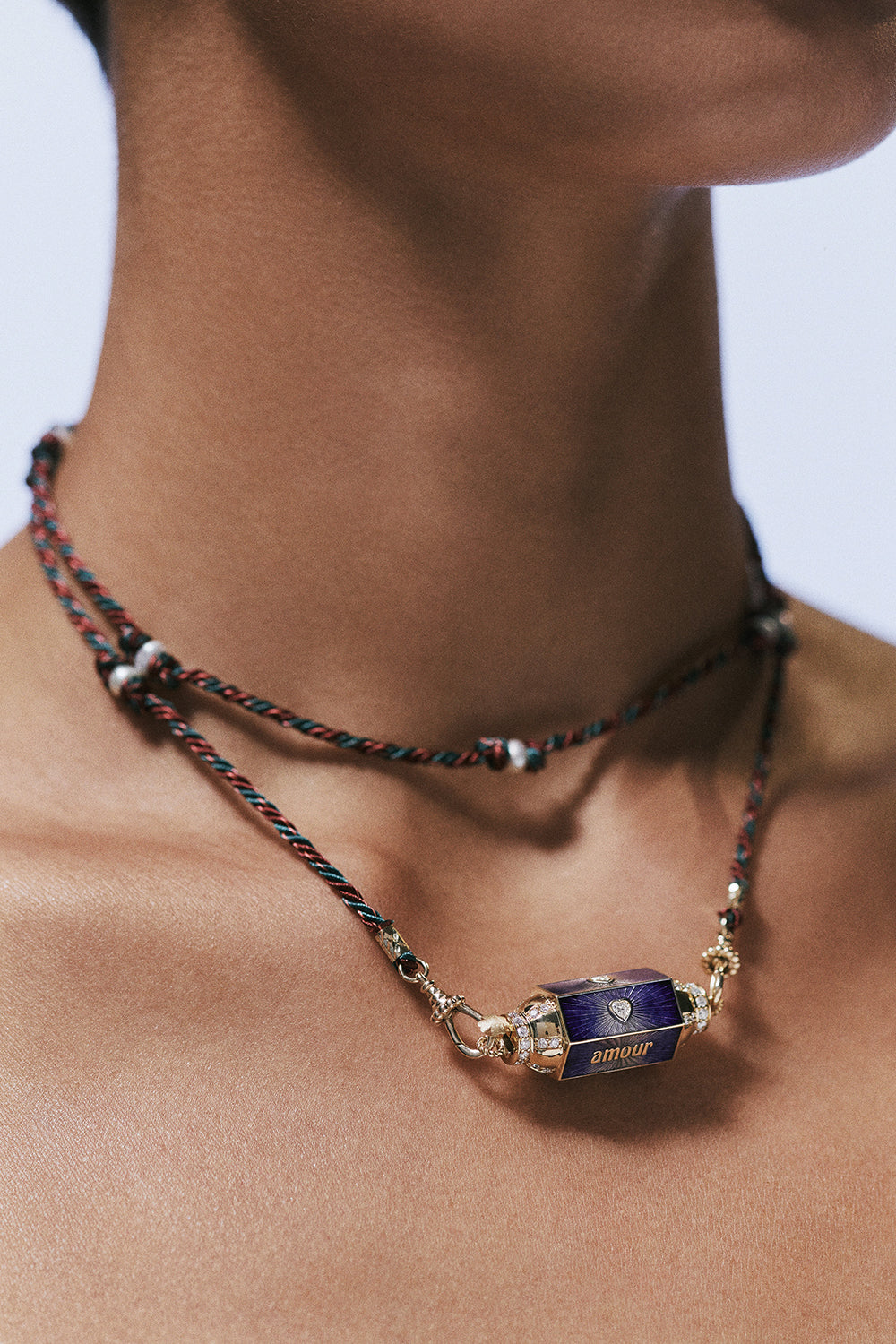 Amour toujours locket